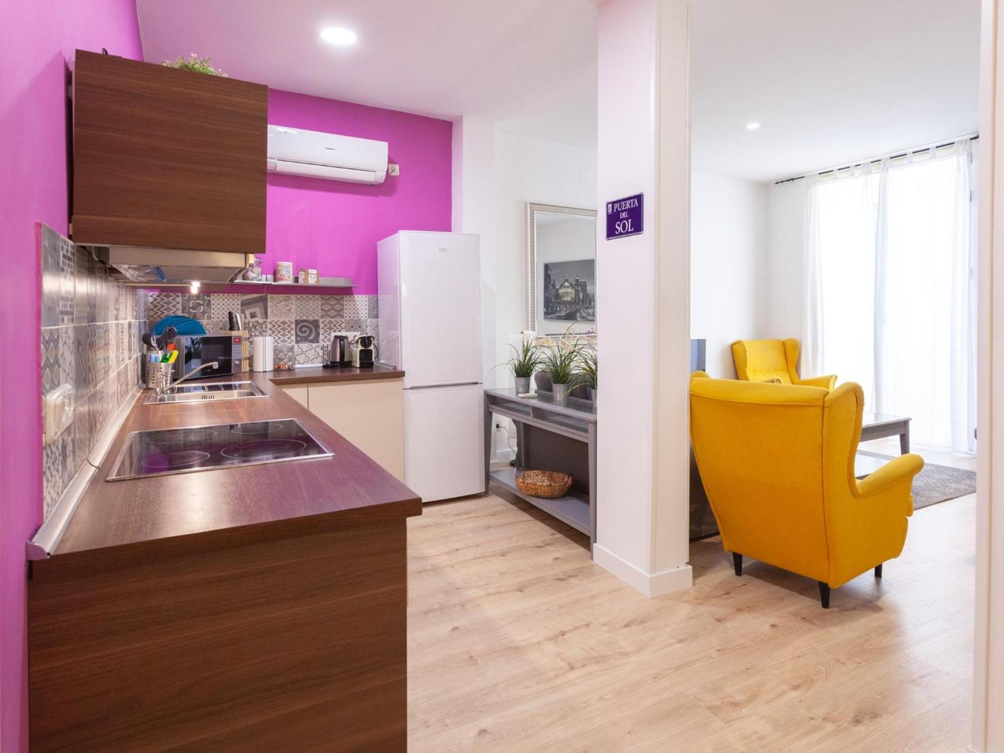 Enorme Y Acogedor Piso En La Puerta Del Sol Apartment Madrid Exterior photo